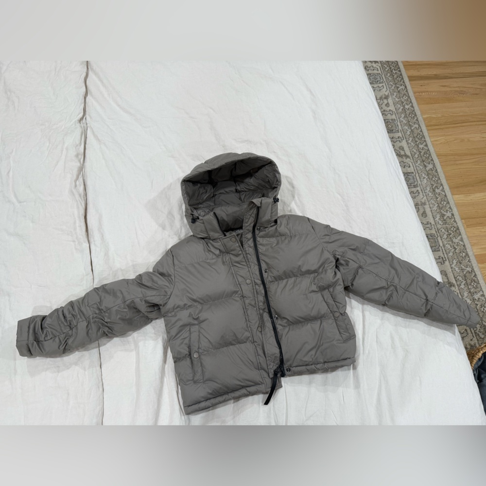 Quince Taupe Responsible Down Jacket